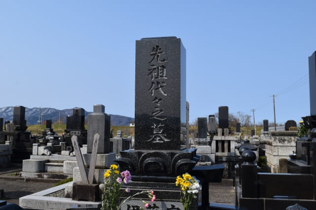 【東京】お墓にある遺骨を処分するケース（墓じまい・無縁仏など）